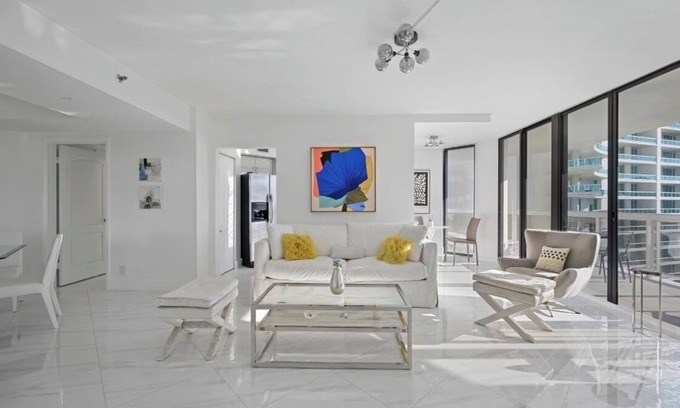 Aventura Condo | Beautifully Furnished Rental: 2-bedroom great views in Aventura on intracoastal.