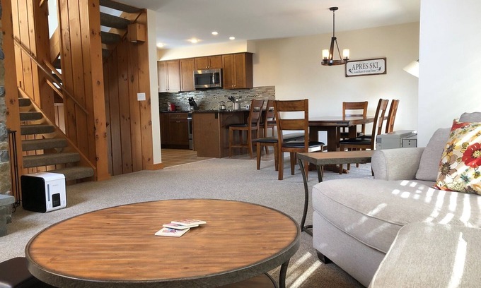 Lincoln Condo | Beautifully renovated condo at Loon Mountain - fully air conditioned!
