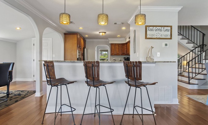 Gulfport House | Beautifully Renovated Waterfront House in Gulfport