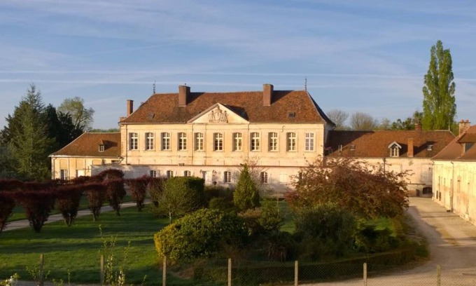 Piney House | Bed and Breakfast at the Château de Brantigny, SEGUR