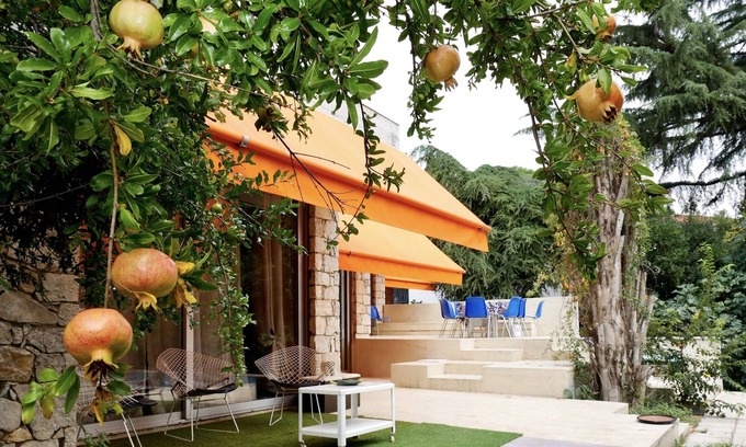 Aiguelongue Bed & Breakfast | Bed and breakfast in villa Montpellier Aiguelongue 10mins from center.