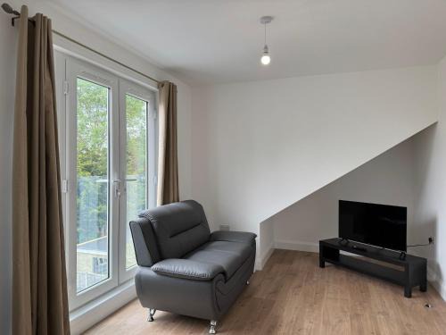 Wallington North Apartment | Beddington Park White House