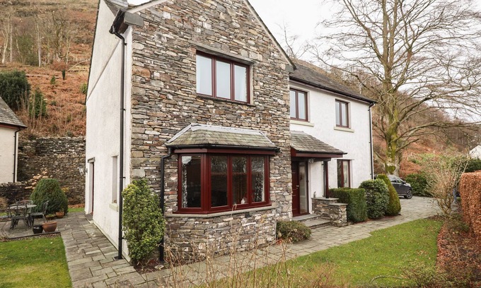 Thornthwaite House | BEECH NOOK, pet friendly, character holiday cottage in Braithwaite