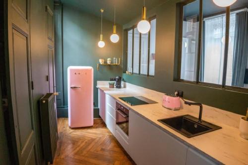 Jacquard - Prefecture Apartment | Beige Hospitalité - Romy - hypercentre - 2 bedrooms - parking