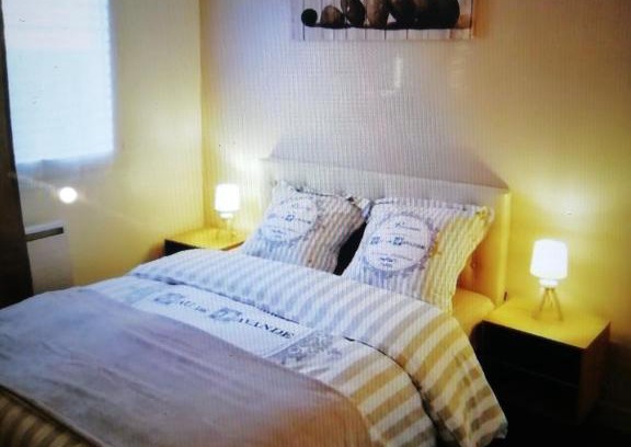 Bernieres-sur-Mer Apartment | Bel appartement avec jardin à 50m des plages du debarquement