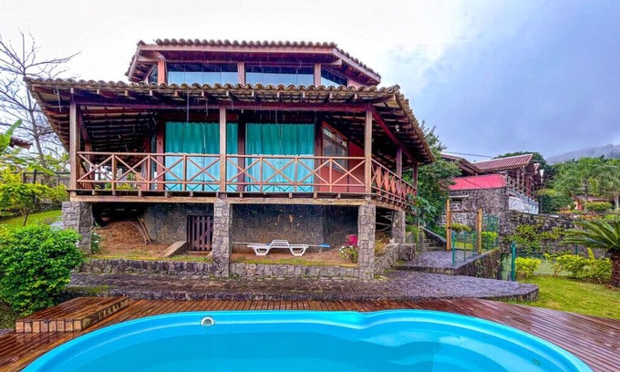 Veloso House | Bela casa a 500m da Praia do Veloso - Ilhabela/SP