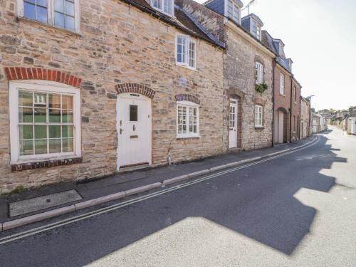 Dorchester House | Bell Cottage