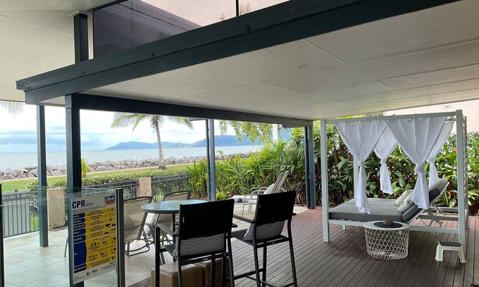 Machans Beach House | Bella Ohana Oceanfront Escape