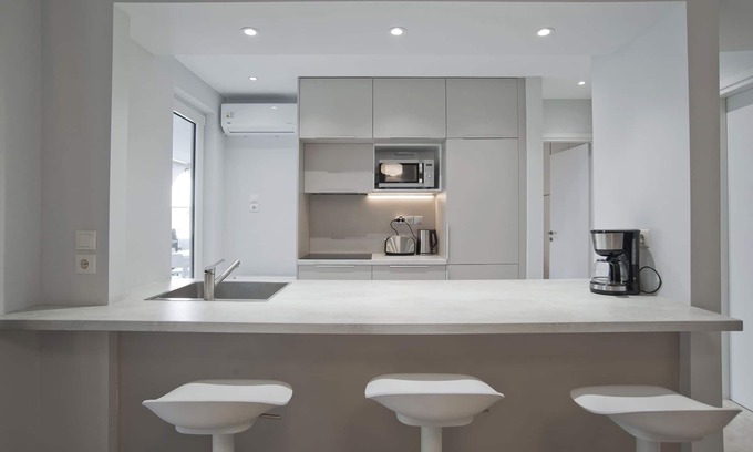 Alimos Apartment | Belle Helene Luxury, Fully Reno, Athenian Riviera