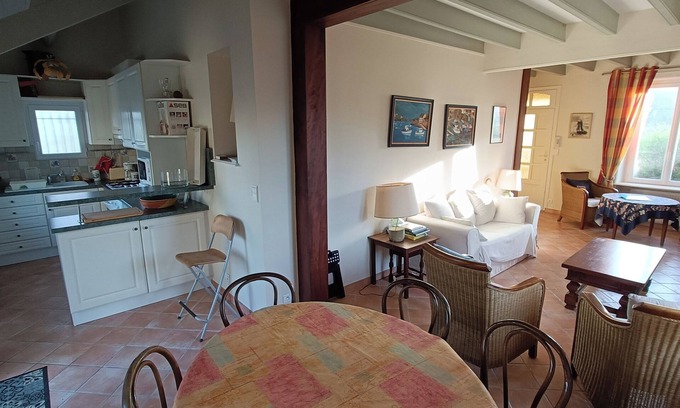 Saint-Quay-Portrieux House | Belle Maison Bretonne à 250m de la Plage