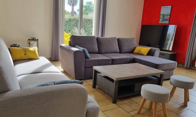 Le Chateau-d'Oleron House | Belle Maison Avec Grand Jardin