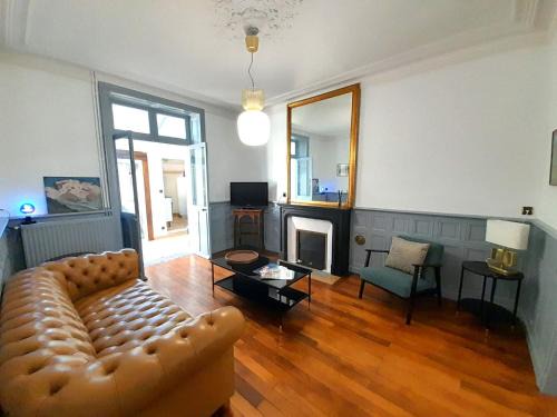 Chateauroux House | Belle Maison centrale 8 pers- patio- wifi