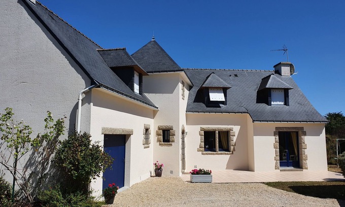 Arzon House | Belle Villa 14 Personnes Avec Piscine à Arzon
