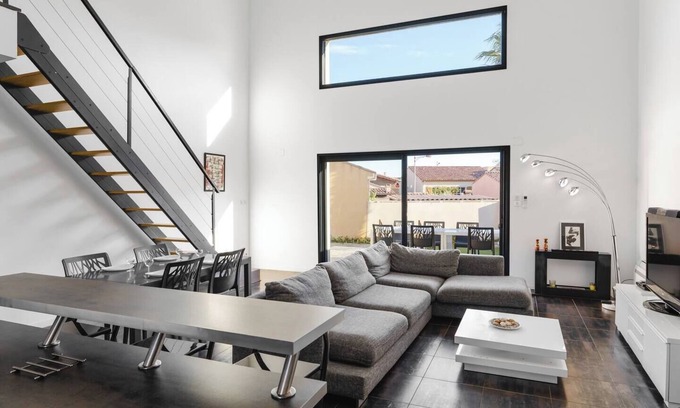 Gruissan House | Belle Villa Avec Piscine