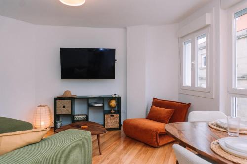 Santiago de Vigo Apartment | Belleza cerca del centro en Vigo by CABANA Rentals