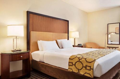 Florida City Hotel | Belmont Inn & Suites