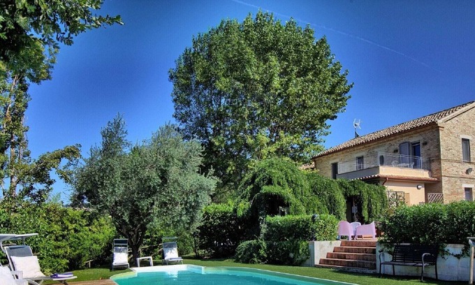 Ostra Villa | Belvilla by OYO Cottage Della Musica