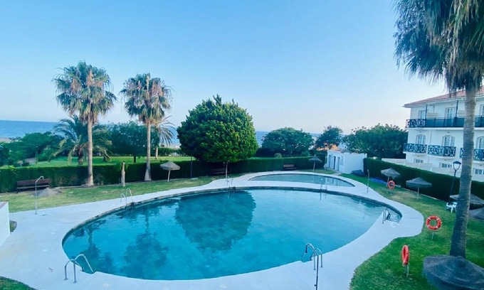 Calahonda Apartment | Belvilla by OYO La Perla de AndalucÃ­a
