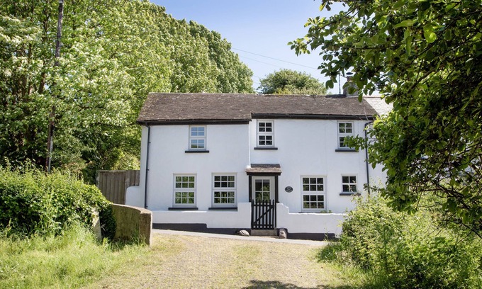 Croyde Cottage | Berry Cottage, on the edge of the postcard-pretty village of Croyde