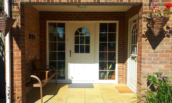Littlehampton Bed & Breakfast | Berry House Bed & Breakfast