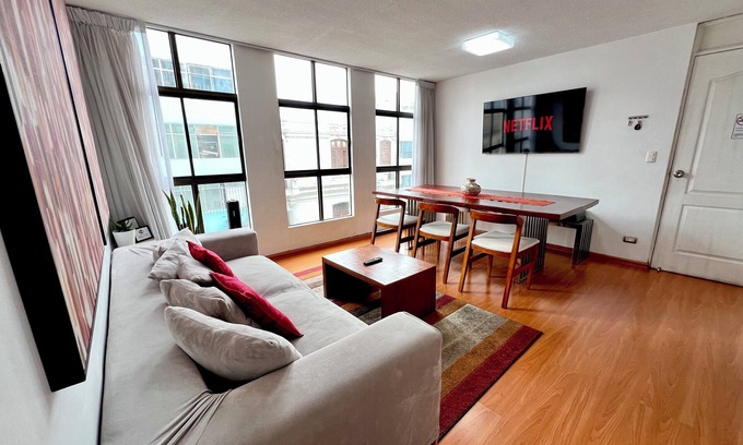 Cercado de Lima Apartment | ¡Best Central Lima Stay + city view + Fast Wifi!