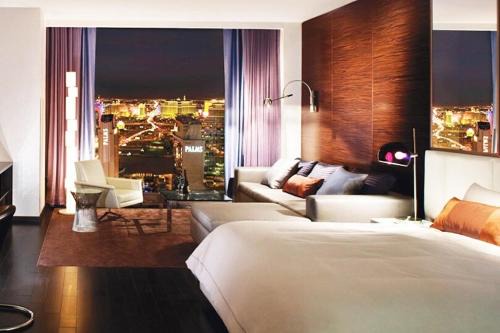 Las Vegas House | Best Strip City Views Balcony Suite No Resort Fee