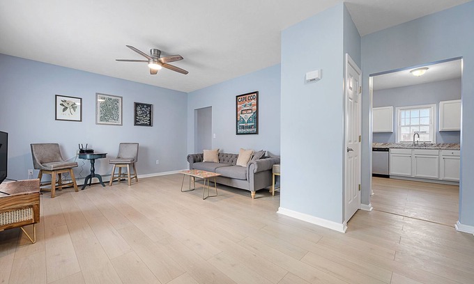 Central Business District House | Best value! Walk to downtown Worcester: Union station, hospitals, & universities