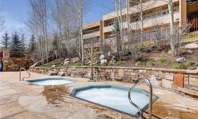 Vail Condo | Best view of Vail, walking distance from Lionshead