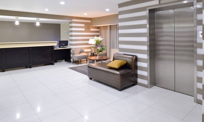 Wilshire Center Hotel | Best Western Plus LA Mid Town Hotel