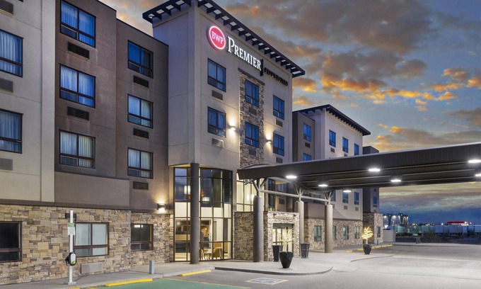 Calgary Hotel | Best Western Premier Freeport Inn Calgary Airport