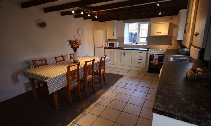 Frosterley House | Betsdale - cosy cottage in a lovely rural village