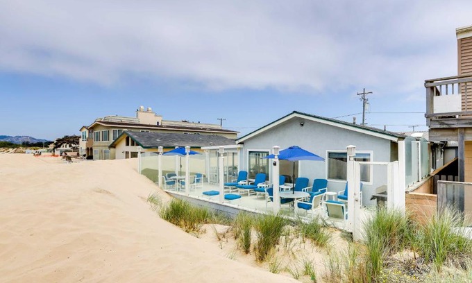 Oceano House | Between the Dunes Breezy Beachfront Oceano Home!