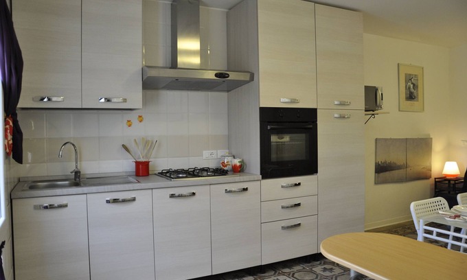 Lido di Camaiore House | Between Viareggio and Forte dei Marmi near the sea, in the center of the town