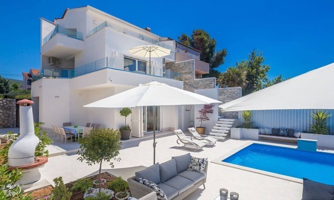 Punat Villa | Beuatiful Villa Punat wiht sea view on Krk