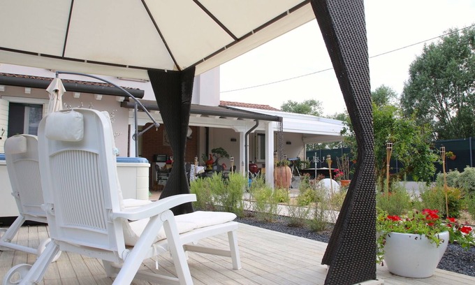 Noale House | Bia-rom - Oasis in the green
