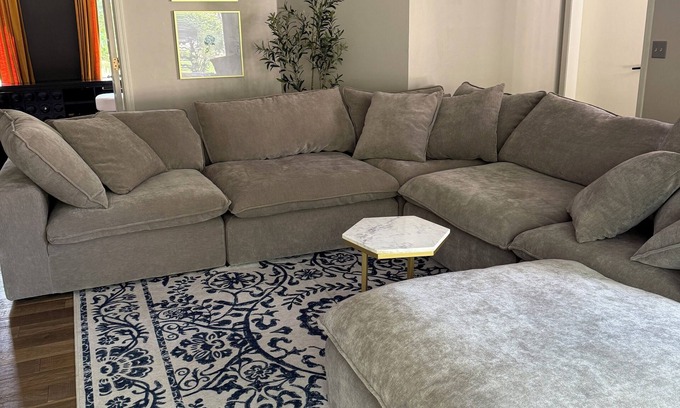 West Omaha House | Big Beautiful Abode in Omaha- 4 bedrooms and on a walking trail to Zorinsky Lake