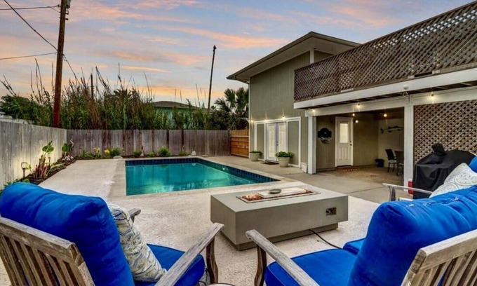 Shibui Sands House | Big Beautiful Beach House with private pool close to everything in town & beach.