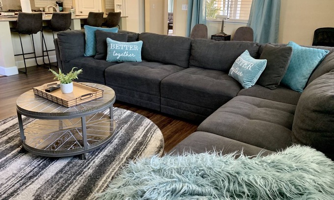 Folsom House | Big, Bright Bidwell Beauty in Folsom