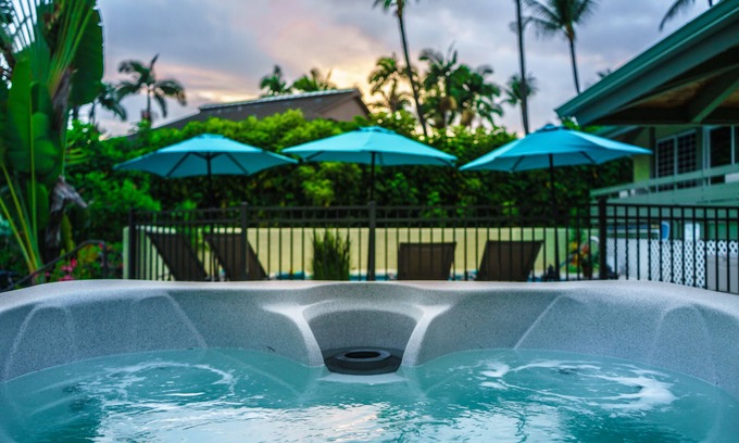Keauhou House | Big home across the street from the beach, right at the golf course Pool/Spa/AC