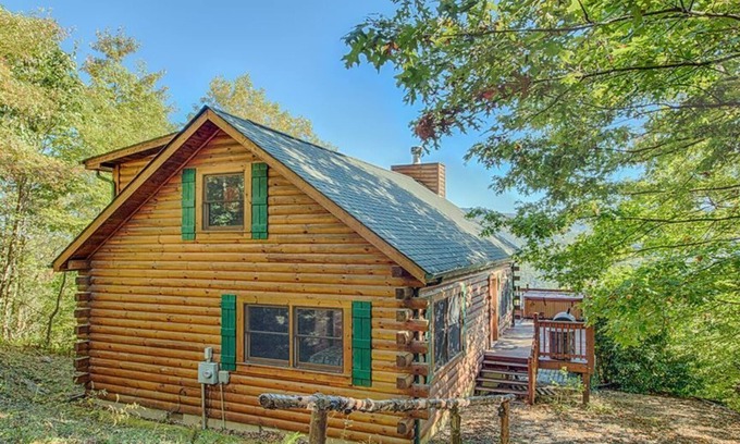 Sheepback Mountain Estates Cabin | Big Hot Tub, Fire Pit, High-Speed WIFI, PRIVATE! 180 Degree Breathtaking Views!
