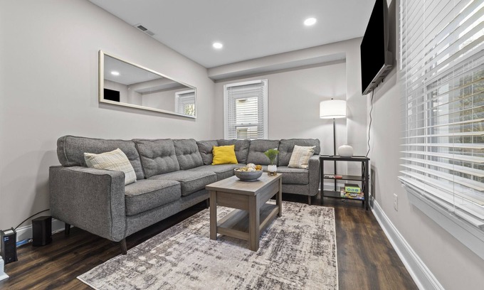 Greensboro House | Big House Downtown Greensboro