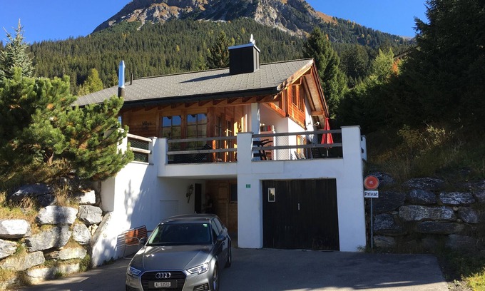 Lenzerheide House | Big house in a quiet and sunny location above the village centre