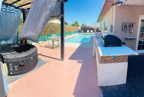 Rancho Oakey House | Big house las Vegas