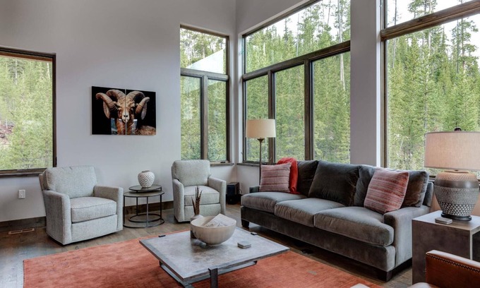 Powder Ridge Ski Chalet | Big Sky Vacation Rentals: Homestead 12 Claim Jumper