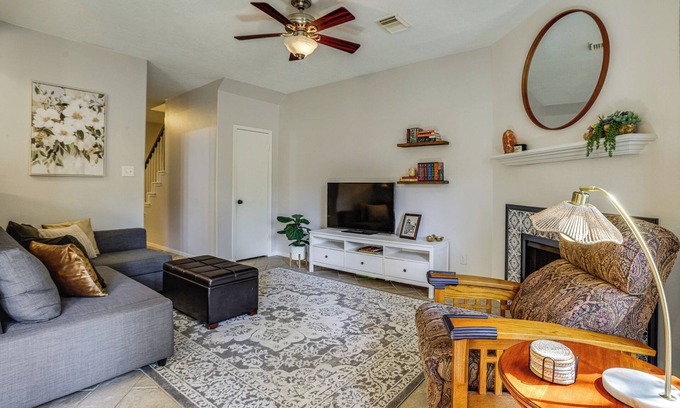 Panther Creek House | Bike & Explore: Family Home in The Woodlands!