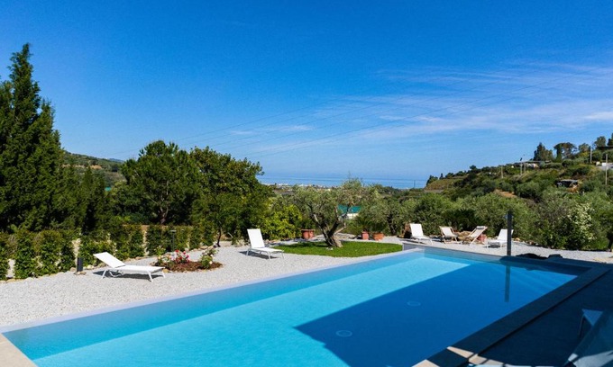 Rodi Milici House | BioAgriturismo Antica Sena