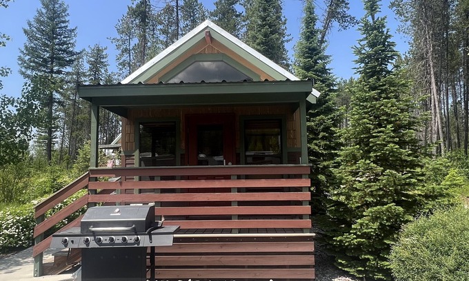 West Glacier Cabin | Birch Cabin