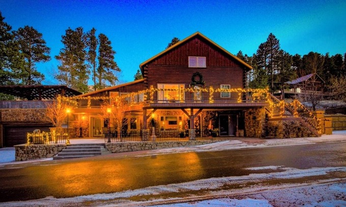 Deadwood House | Birdcage- within minutes of downtown Deadwood