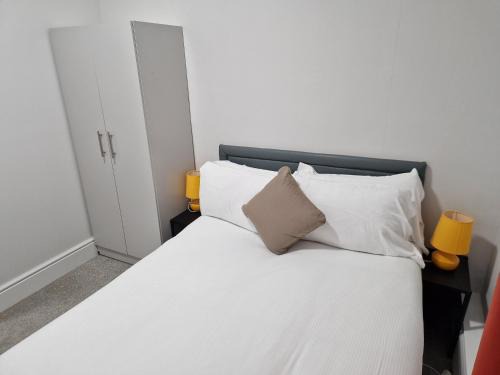 Birtley Apartment | Birtley's Amethyst 3 bedroom Apt sleeps 6 Guest