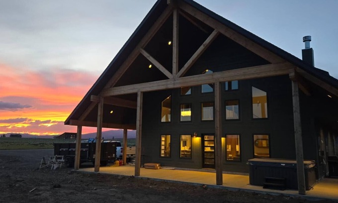 Island Park Cabin | Bishop Mountain Bungalow